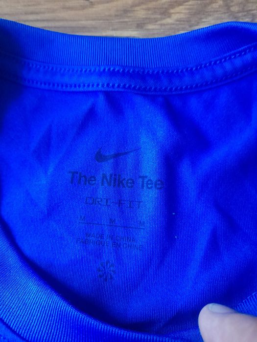 Nike dri fit мъжки тениски M размер 2броя.