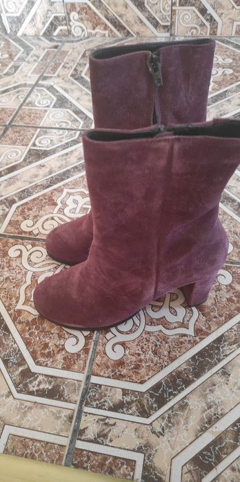 Боти DARIS естествен велур