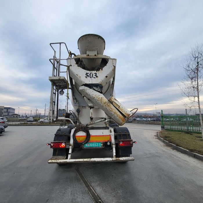 Autobetoniera DAF cu Stetter (articulata) AN 2011