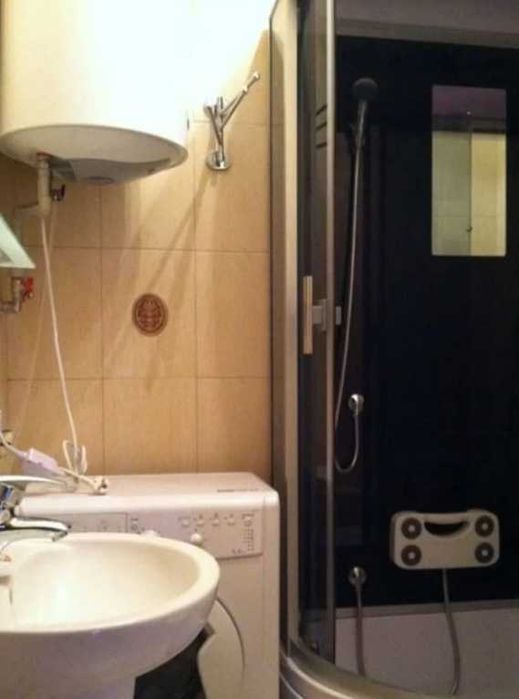 Дава се под наем Двустаен апартамент в Пловдив, Център - 45 кв.м за 142.8 € - Снимка #3