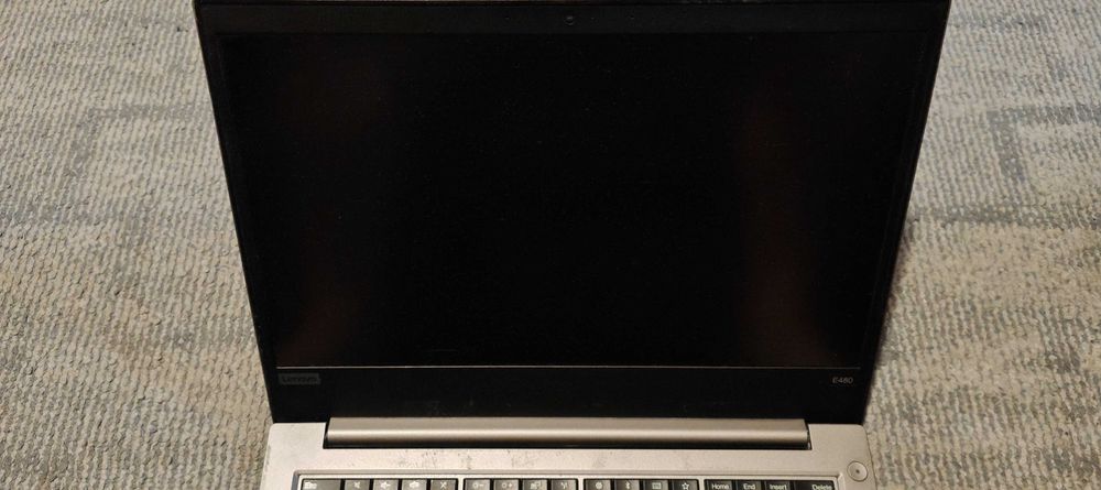 Laptop Lenovo Core I5 8520U 8gb ddr4 dspy 14inch fhd pt NEPRETENTIOSI