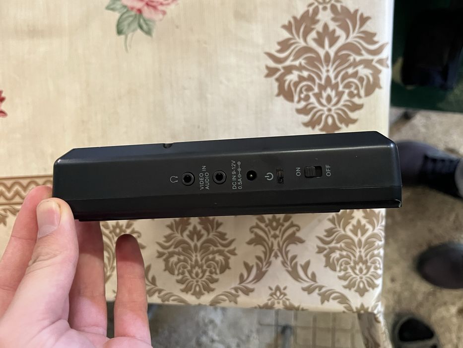 Комплект 2 бр. екрани за подглавник Medion – DVD/USB, пълен комплект