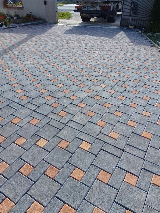 Pavele borduri și garduri de beton