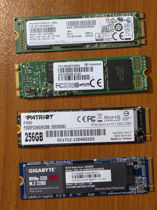 SSD NVMe 128/256/512GB.