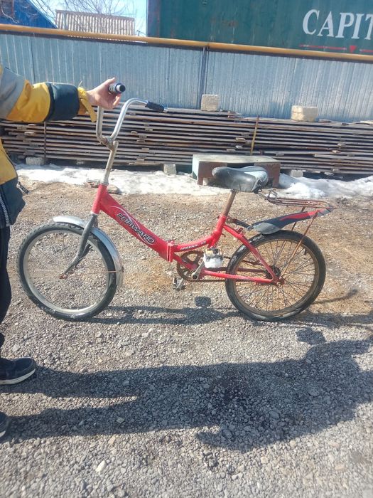 Велосипед жүріп тұр