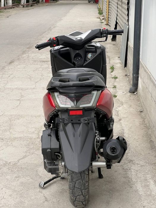 S max benzinlli skuter