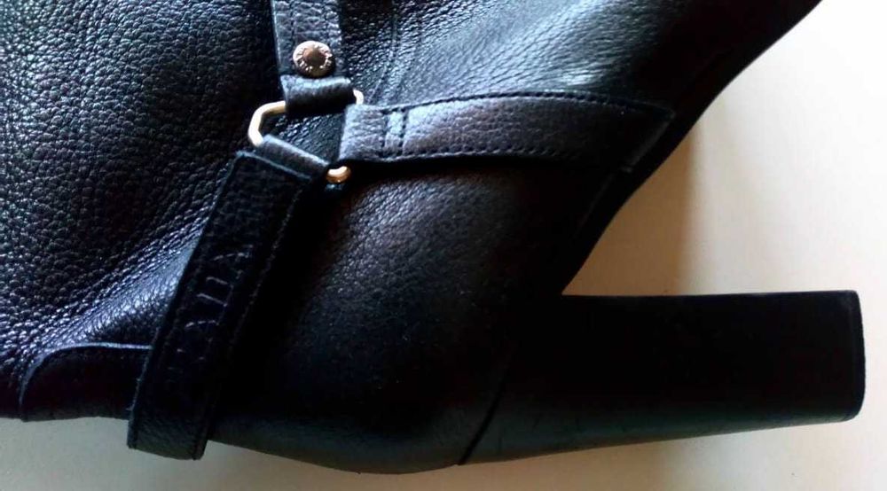 Ботуши Prada, 38.5, естествена кожа, черни