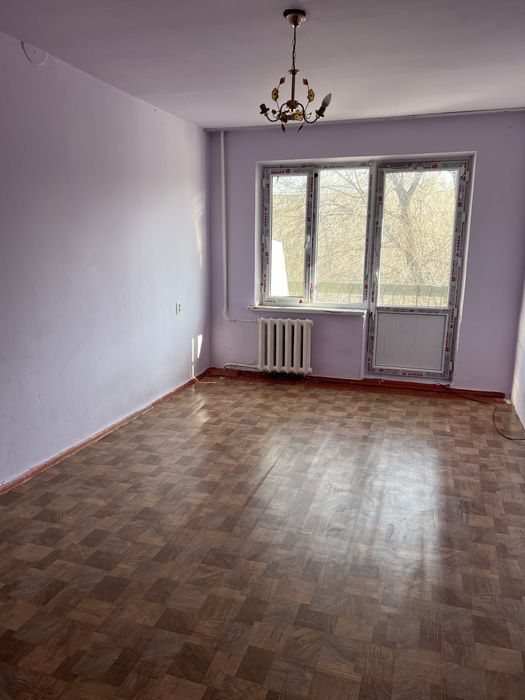 1 комнатная, 4 мкр, 20 дом