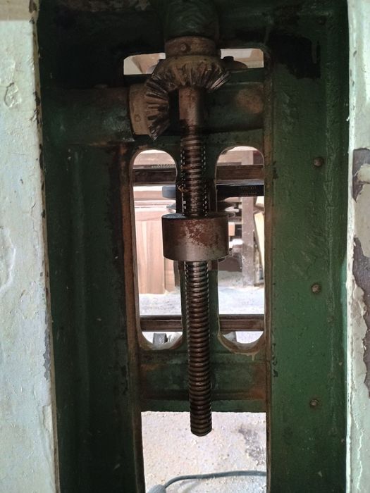 Freza de tâmplărie cu ax de 30 mm