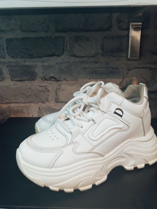 Женская    обувь