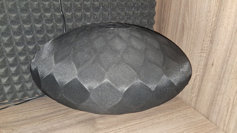 Колонка bowers&wilkins