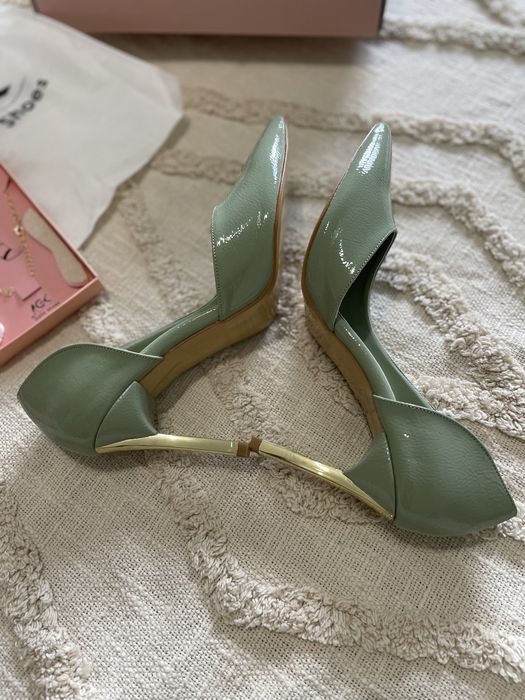 Pantofi stiletto noi