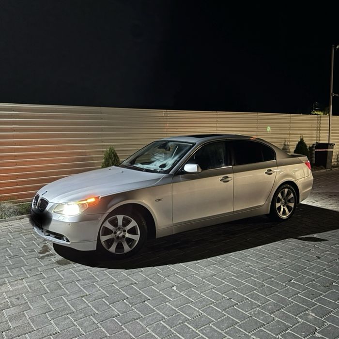 Bmw Seria 5 e60 525d sau schimb cu 530d