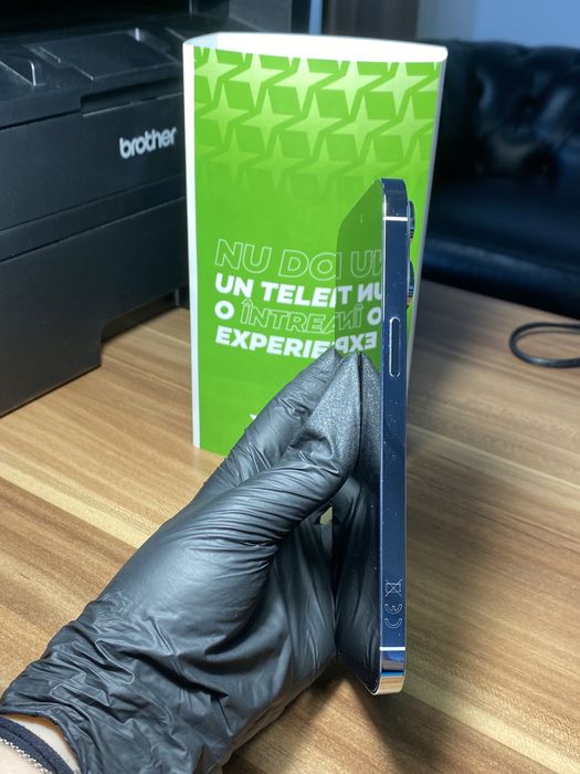 iPhone 14 Pro Max • 256 GB • Silver