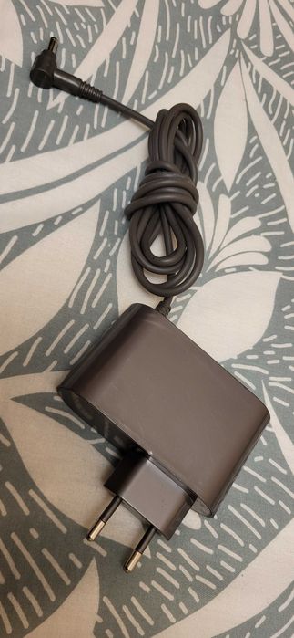 Incarcator Aspirator vertical Dyson V10  de 30V-45V - 1.1A fuctional