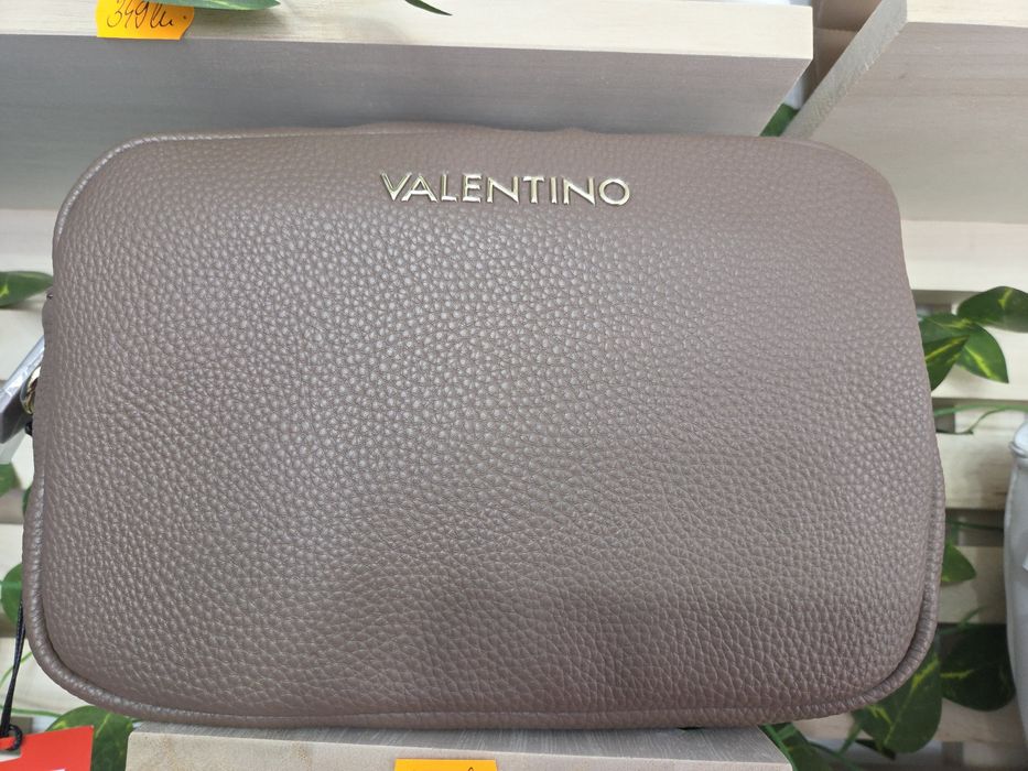 Genti Valentino Calvin Klein Steve Madden