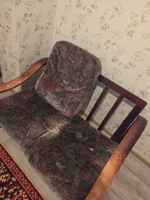 Продам диван , 3,2, и 1-ный