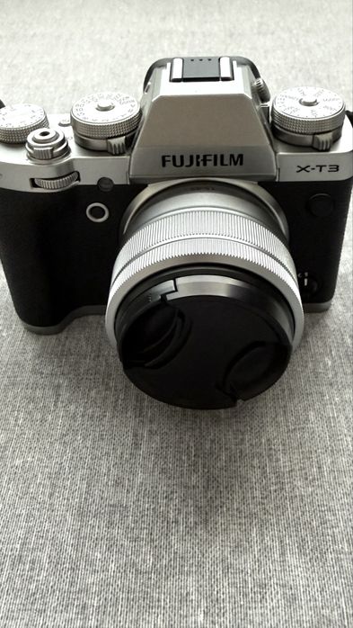 Vând cameră Fujifilm X-T3