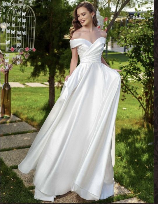 Rochie de mireasa Kristine by Amanda Divelli