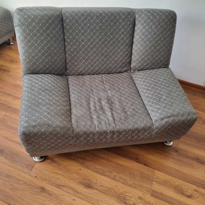 Продам срочно диван