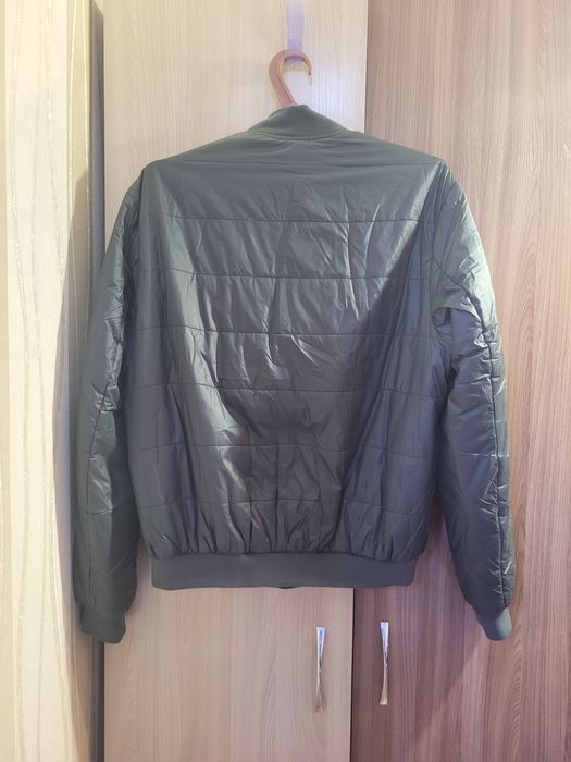 Куртка на кнопках