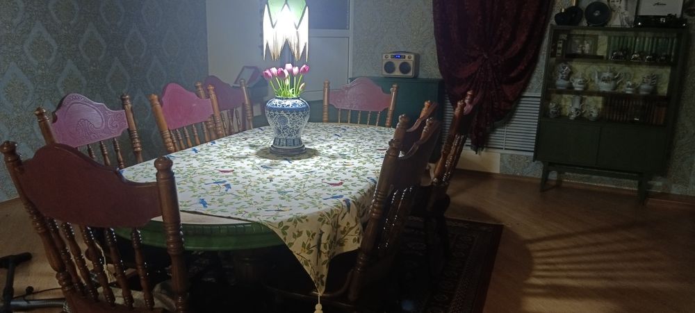 стол со стульями