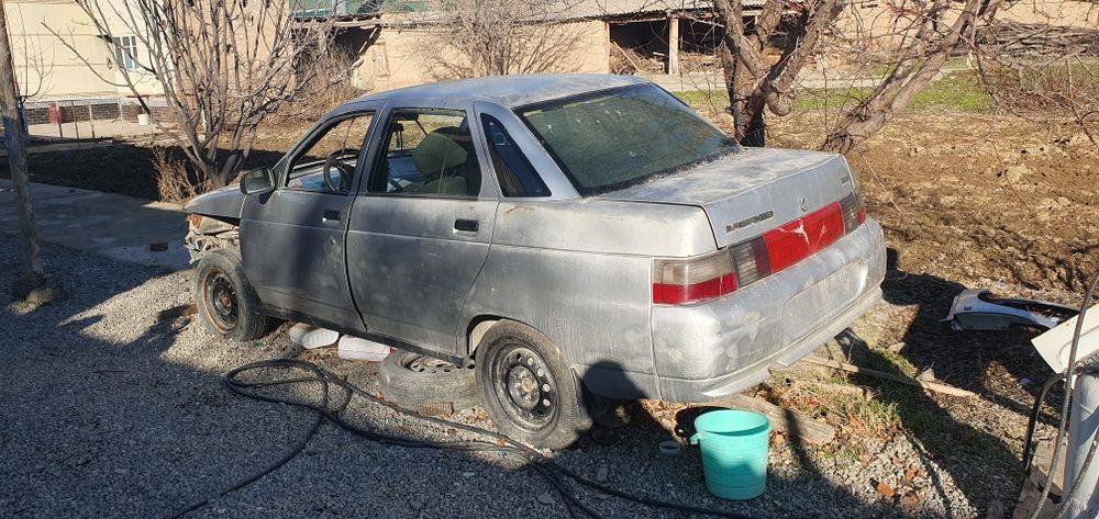 Lada 110  zapchastga