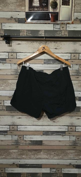 Hugo Boss M-мъжки бански (10-10)