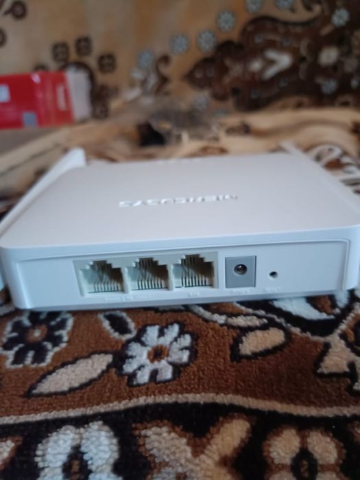 Продаю Wi-Fi роутер Mercusys MW301R