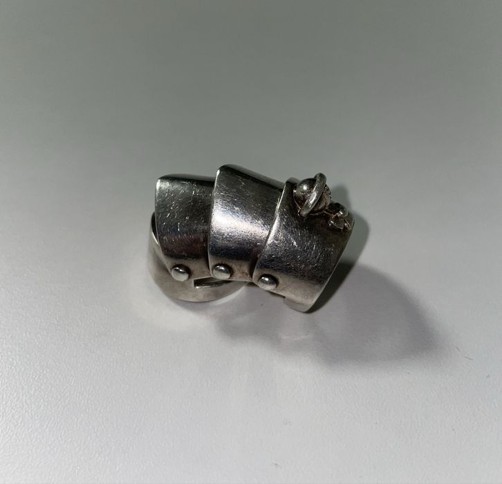 Vivienne Westwood armour ring