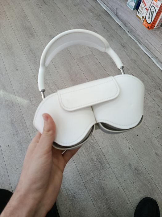 Airpods Max сотилади