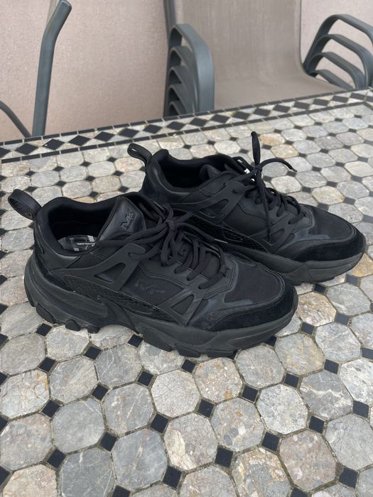 Adidasi Michael Kors - marimea 45 - negri cu logo MK