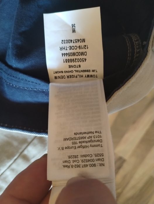 Pantaloni scurti noi Tommy Hilfiger  M-L