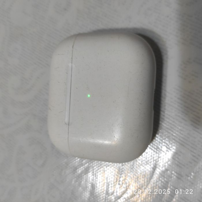 Беспроводные наушники Эйрподцы Китай б/у рабочие