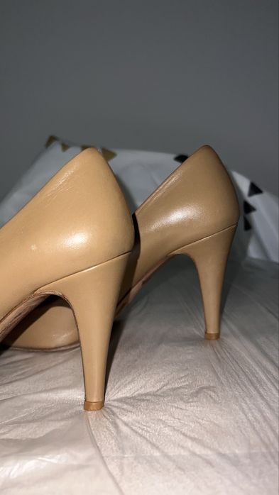 pantofi toc stiletto HUGO BOSS piele nat 37 nude crem bej cappuccino