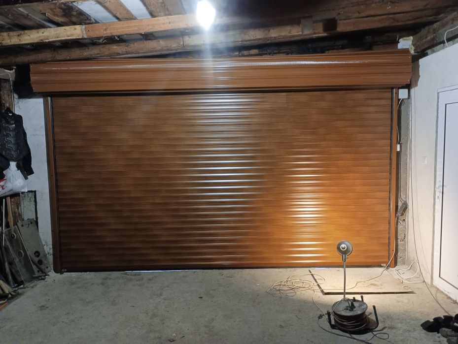 Охранителни ролетки