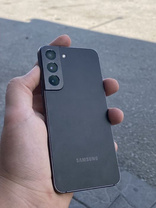 Samsung Galaxy S22