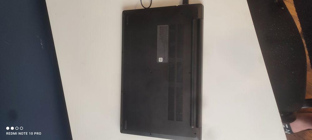 Laptop Lenovo V15 G4 15.6 IPS Intel i3-1315U 16GB RAM 256GB SSD