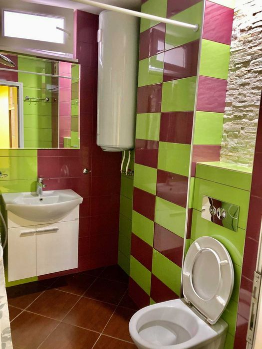 Дава се под наем Двустаен апартамент в Бургас, Възраждане - 80 кв.м за 225 € - Снимка #10