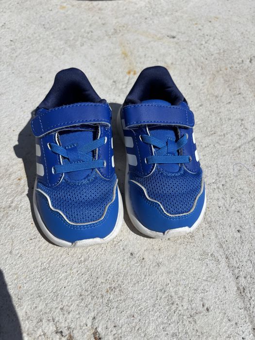 Маратонки Adidas