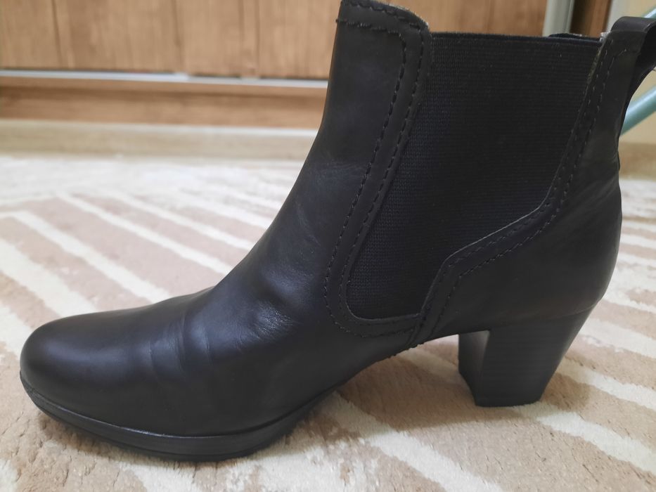 Женские ботинки 38