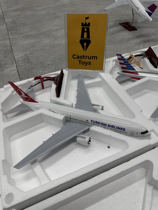 Модель самолета, коллекционная, отличное качество