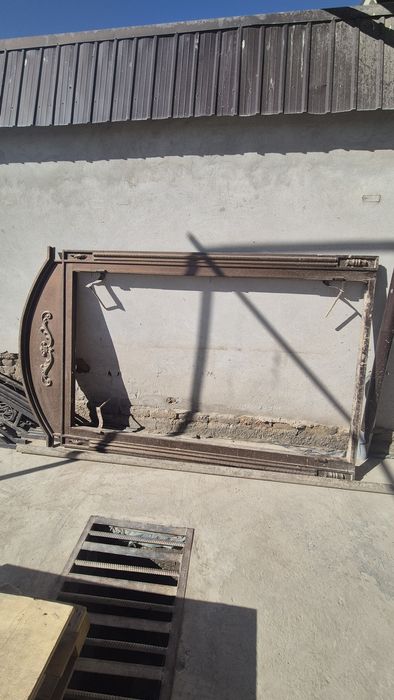 Temir eshik qaronasi bilan