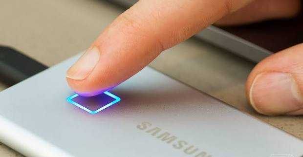 Samsung T7 Touch 2TB tashqi SSD disk