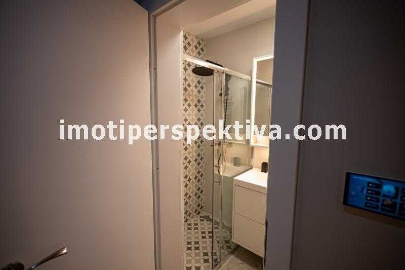 Продава се Двустаен апартамент в Пловдив, Остромила - 71 кв.м за 1121 €/кв.м - Снимка #11