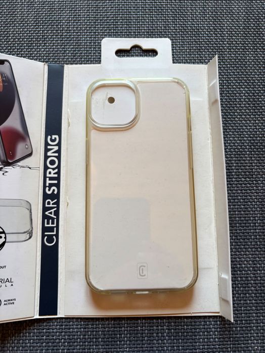iPhone 13 – Чисто нов прозрачен кейс Cellularline Clear Strong