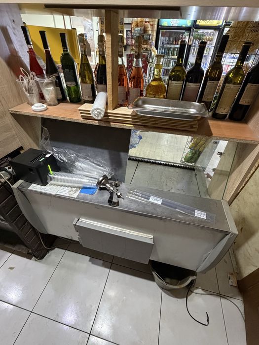 Продам витринный холодильник