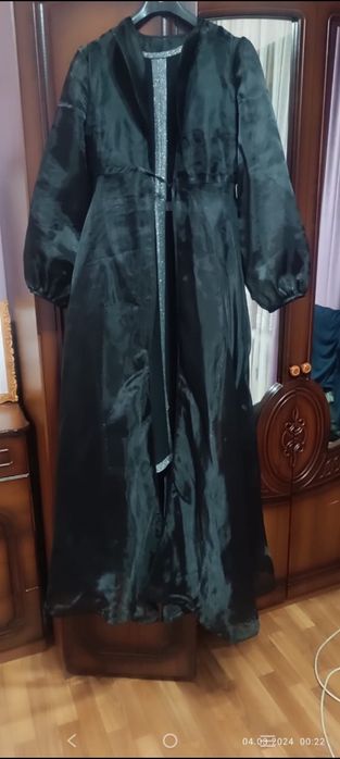 Платье и накидка