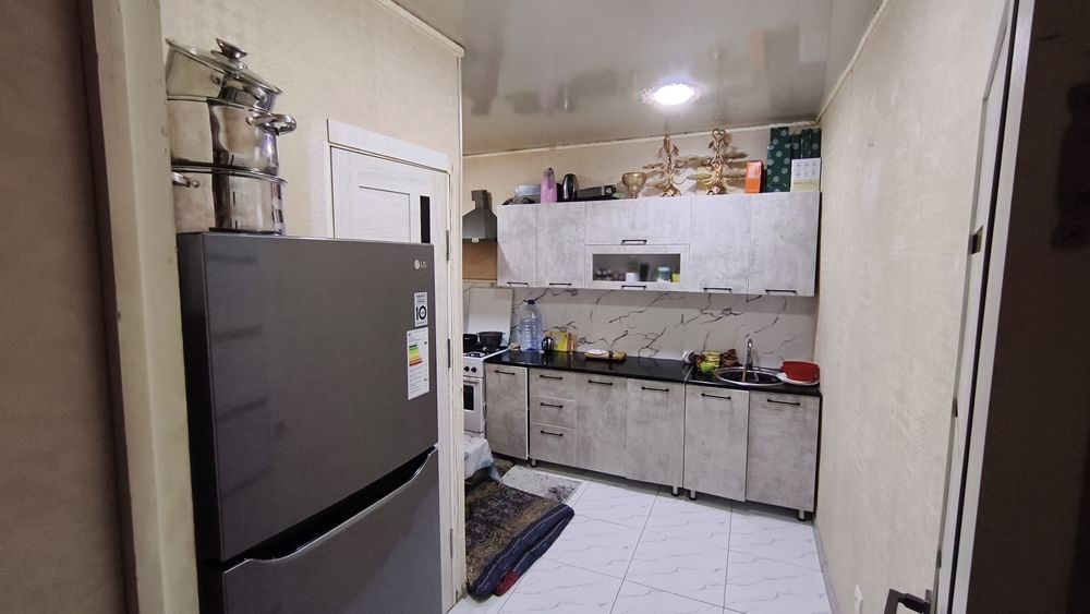 Eski Sergeli 2 xona bez makler svoy