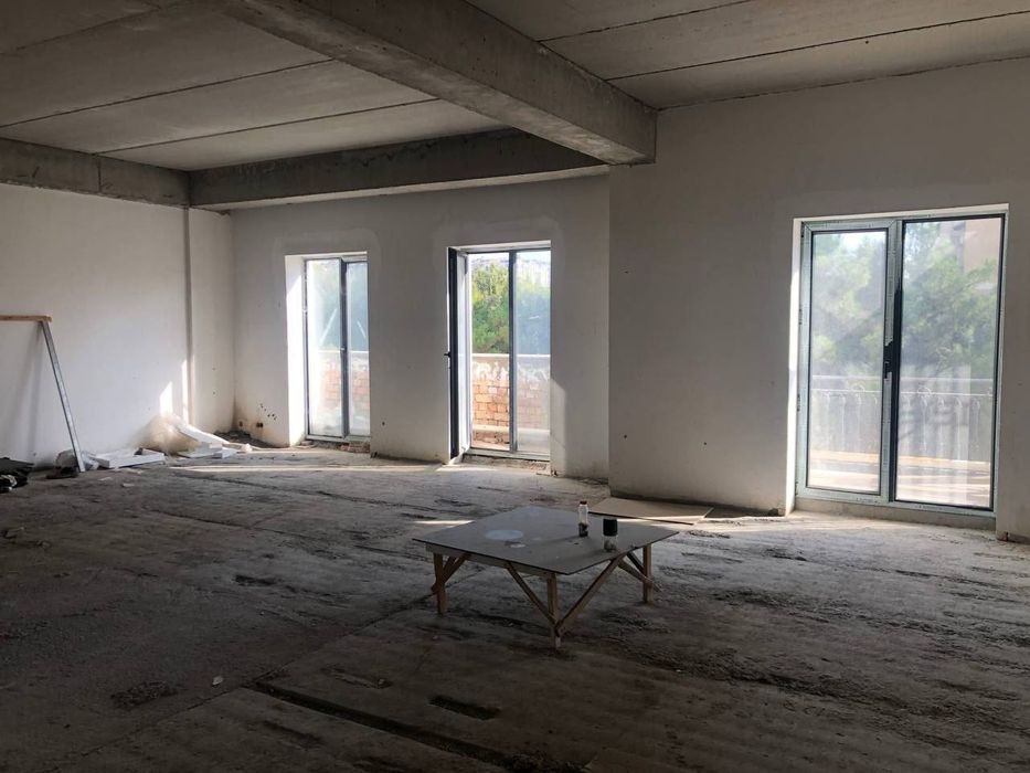 СРОЧНО! Продаётся 3/3/10 квартира в Новостройке 
ЖК "KAZAKHSTAN"

Метр